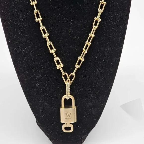Authentic Louis Vuitton Lock & Key w/ Unbranded Gold Plated Gold Chain Necklace - Picture 10 of 11